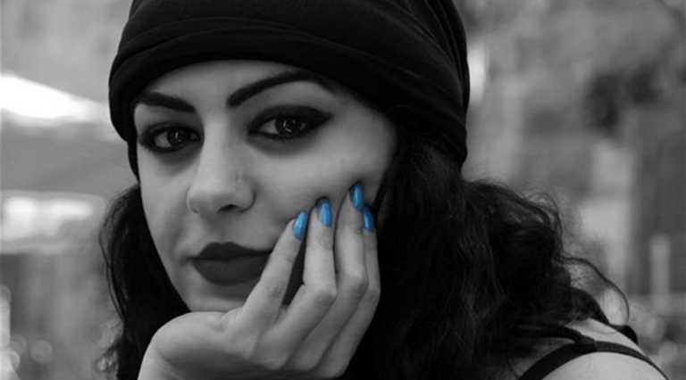 عدد من الشاعرات المشاركات في