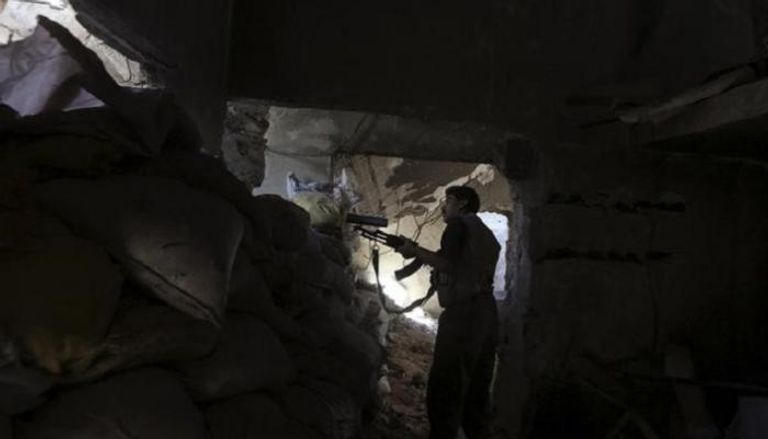 قوات الحكومــة السورية تشتبك مع المعارضة على مشارف دمشق