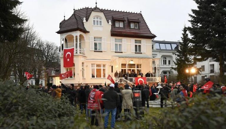 تركيا تلغي كل التجمعات في ألمانيا حول استفتاء الدستور