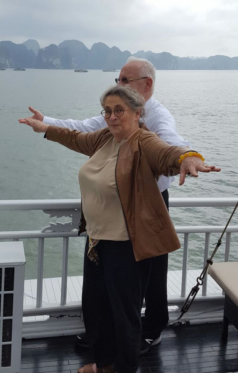 ليوناردو دي كابريو وكيت وينسلت في "تايتانيك"