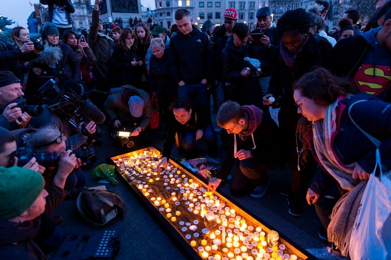 ساحة الطرف الأغر