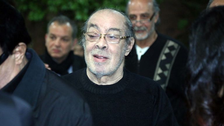 نجوم يمرون بأزمات صحية