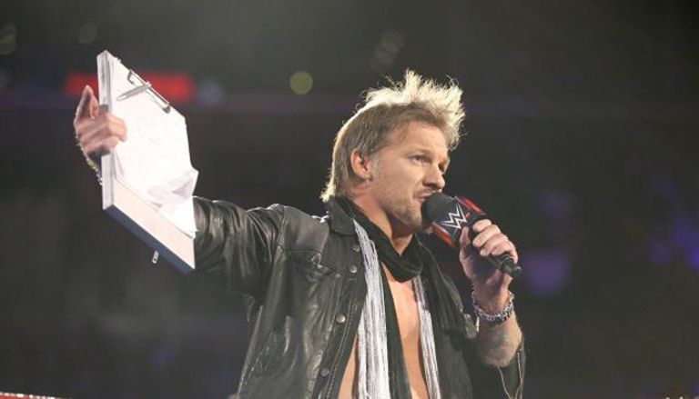 جيريكو يعرض صورة أوينز وهو مراهقا