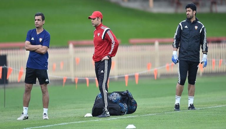 لاعبي المنتخب الإماراتي خلال التدريبات