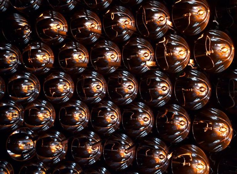 خبراء ألمان ينجزون أكبر شمس اصطناعية في العالم