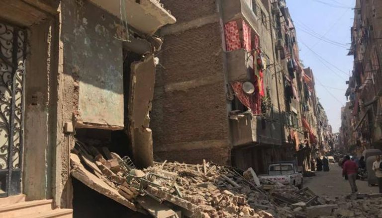 انهيار لمبنى سكني شمالي القاهرة