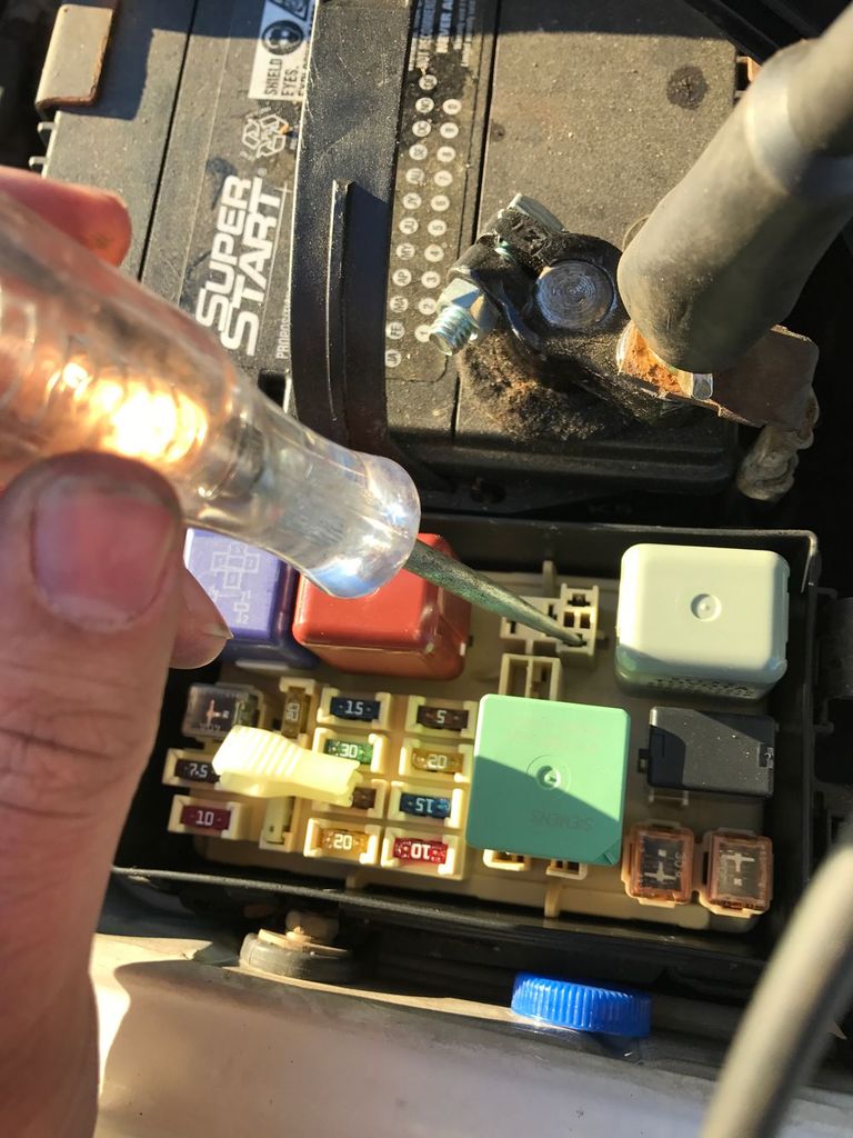 هاجس السرقة يسيطر على كثير من ملاك السيارات