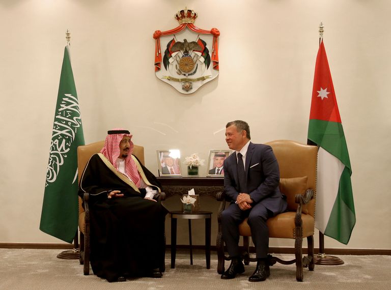 مراسم استقبال رسمية لخادم الحرمين الشريفين في عمان