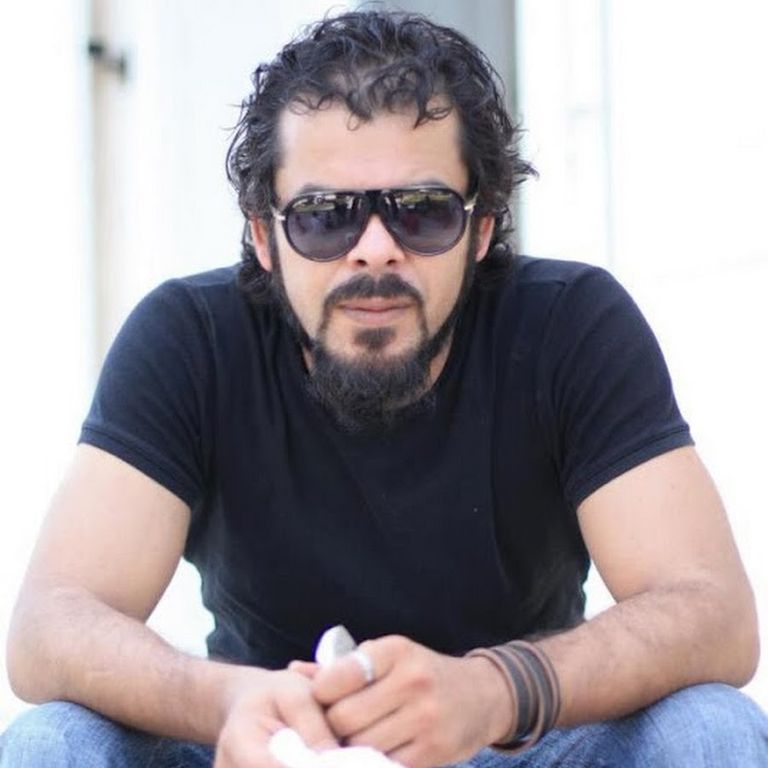 الفنان الأردني منذر رياحنة