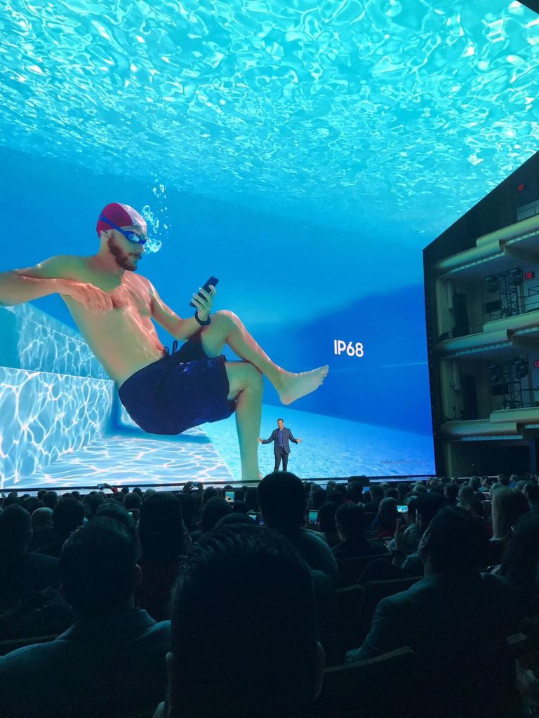 هاتف سامسونج الجديد