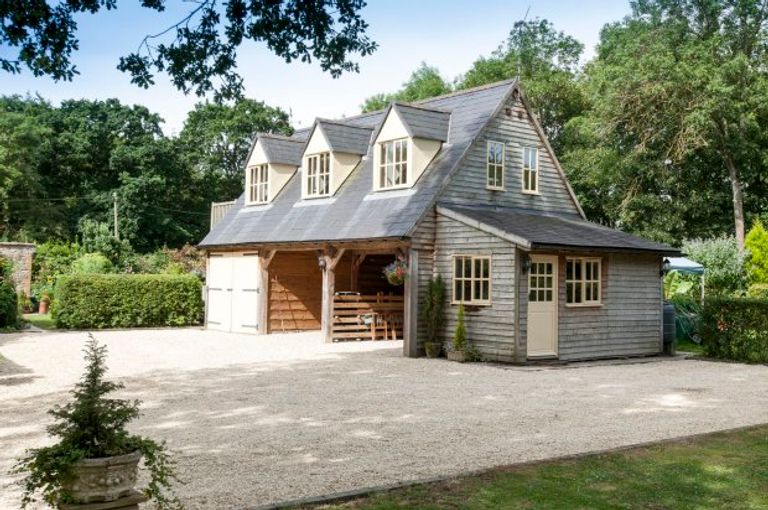 550 ألف جنيه استرليني فقط