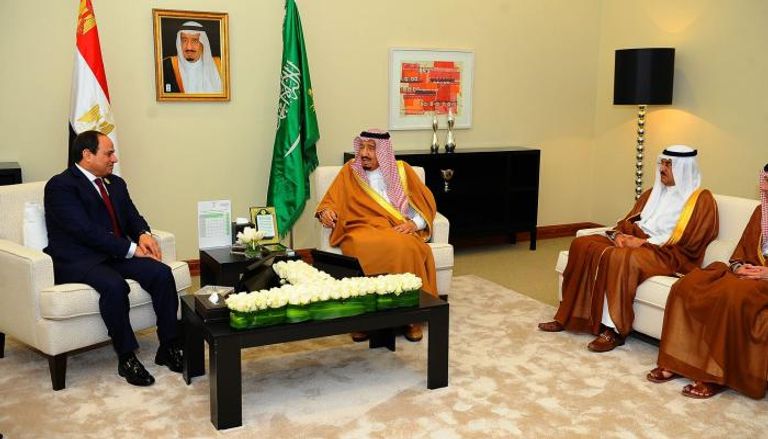 جانب من لقاء خادم الحرمين الشريفين والرئيس المصري