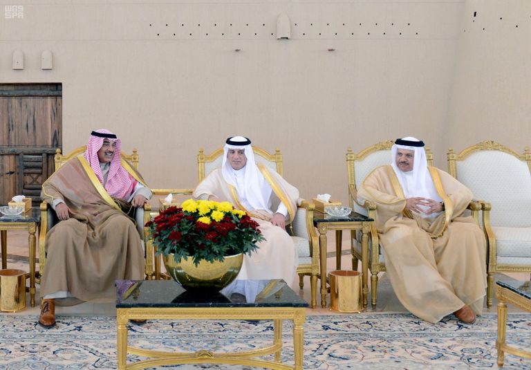 التعاون الخليجي يجدد التمسك بالحكومة الشرعية باليمن