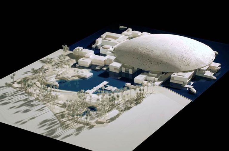 أبوظبي تباشر بـ10 مشاريع ضخمة لإقتصاد ما بعد النفظ