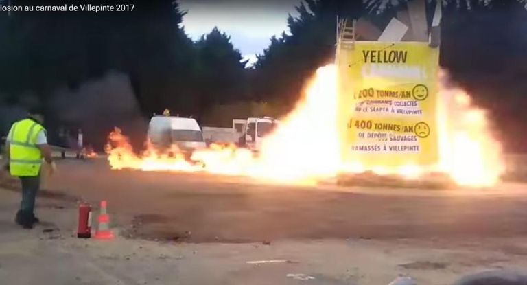 لحظة وقوع الانفجار في مهرجان بشمال باريس أصيب فيه 198 شخصا