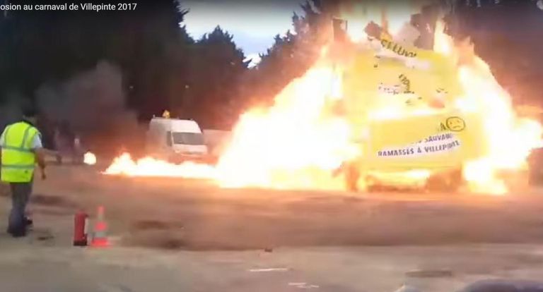 لحظة وقوع الانفجار في مهرجان بشمال باريس أصيب فيه 198 شخصا