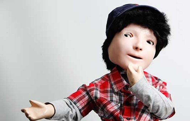 الهدف مساعدة أطفال التوحد على استكشاف مهارات التواصل البشرية الأساسية