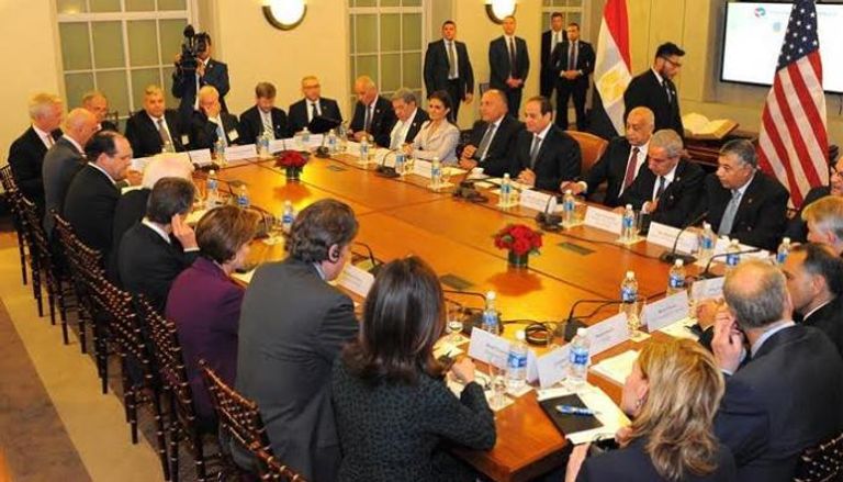 السيسي يلتقى مستثمرين أمريكيين..الصورة من صفحة متحدث الرئاسة المصرية