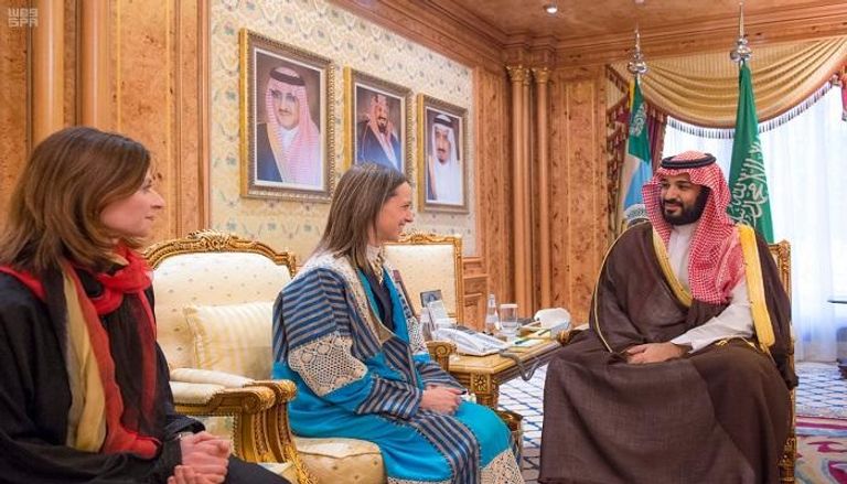الأمير محمد بن سلمان بن عبد العزيز يلتقي الوفد البريطاني