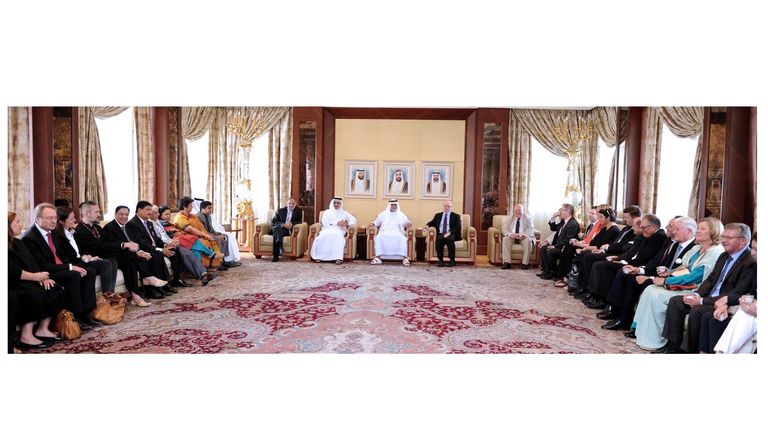 الشيخ نهيان ورئيس الوفد