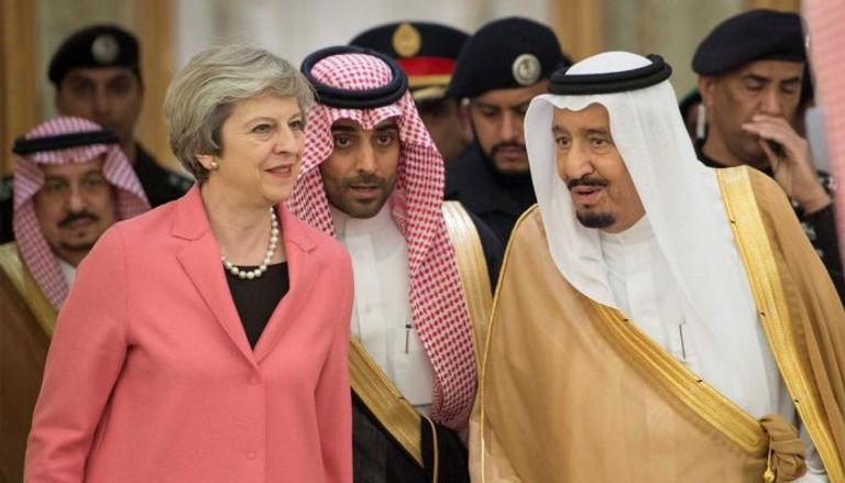 الملك سلمان بن عبدالعزيز آل سعود يستقبل رئيسة وزراء بريطانيا 