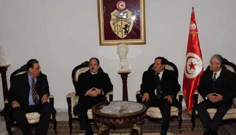وزير الداخلية المصري في تونس