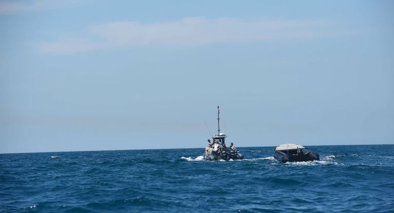 وحدة الغواصين في البحر التجاري العميق لتنفيذ فرضية الألغام