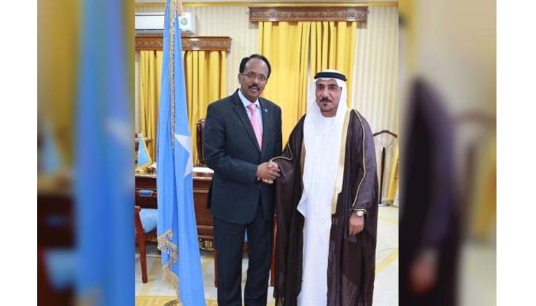 الرئيس الصومالي والسفير الإماراتي