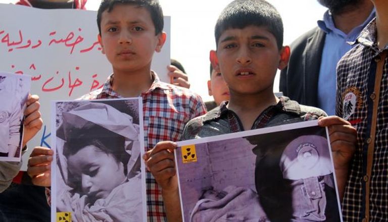 أطفال سوريا في مظاهرات رافضة لكيماوي الأسد