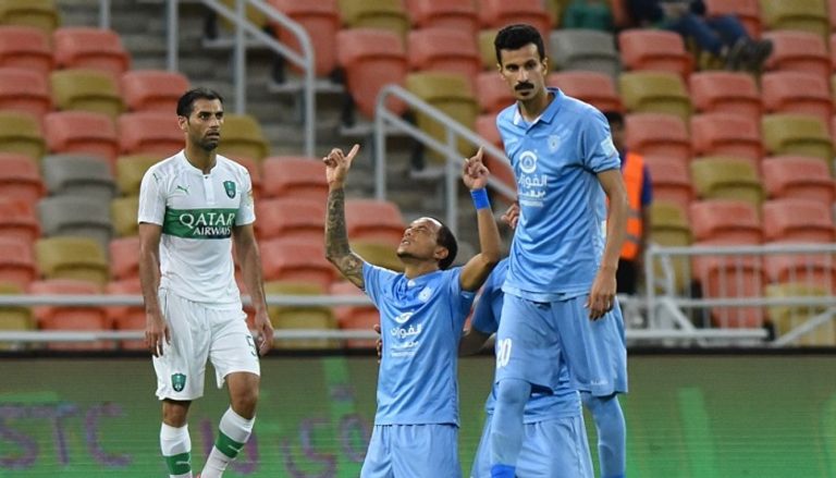 من مباراة النصر والاتحاد