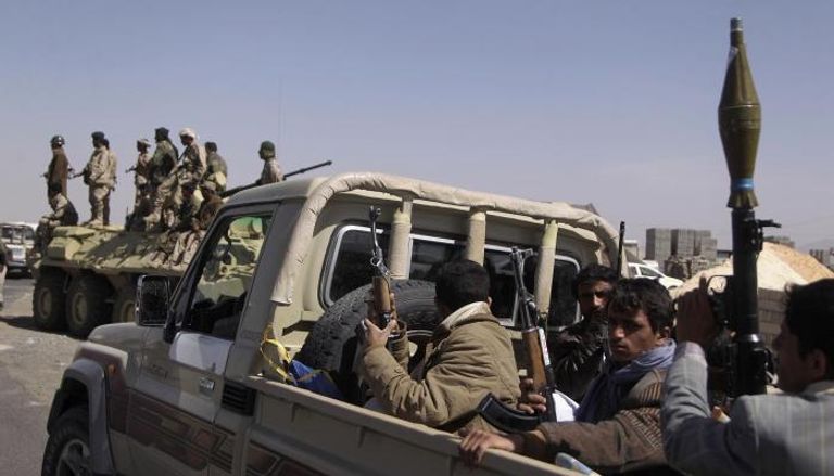 نهب أموال التأمينات هدف جديد للحوثيين لتمويل حربهم