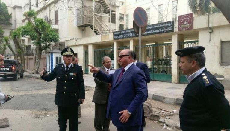 مدير أمن القاهرة يتفقد الكنائس