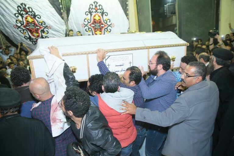 جنازة ضحايا حادث طنطا الإرهابي - رويترز