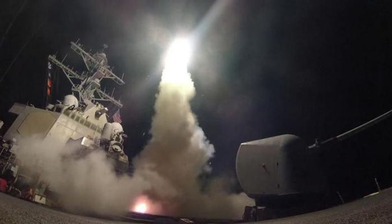 سفينة حربية أمريكية في البحر المتوسط تطلق صاروخا على سوريا