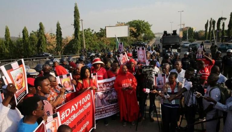 متظاهرون ينددون باختطاف بوكو حرام لفتيات المدارس