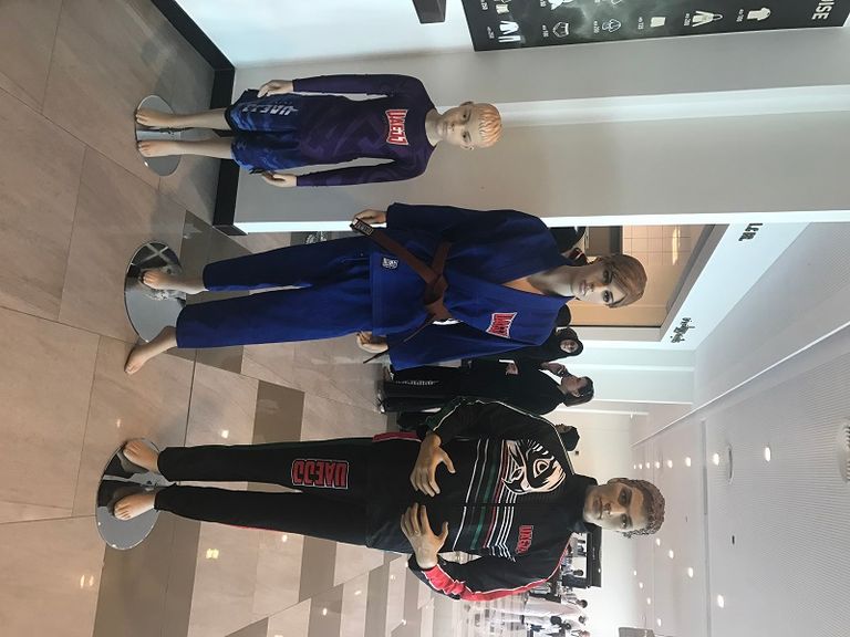 المتجر الرسمي للجوجيتسو داخل إيبيك أرينا