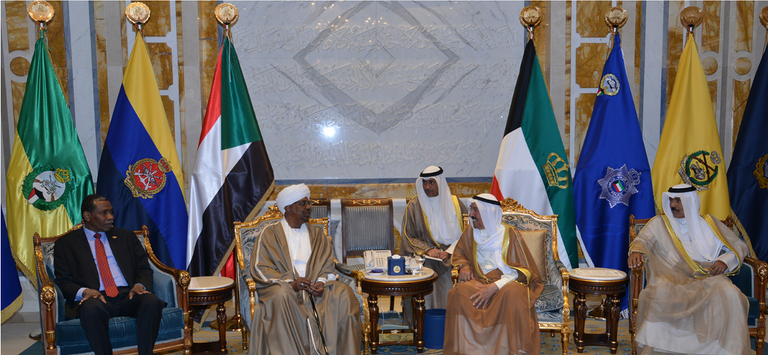 أمير الكويت يستقبل الرئيس السوداني