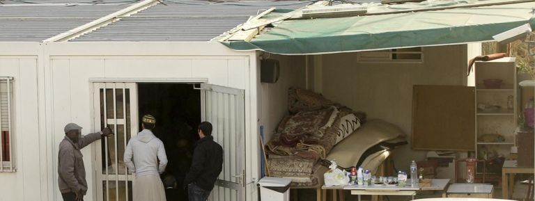 صورة لإغلاق المسجد في فرنسا