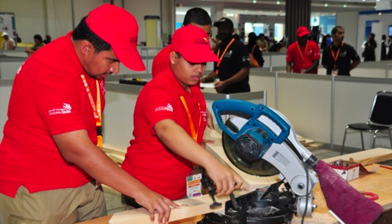 المسابقة الوطنية لشباب الإمارات