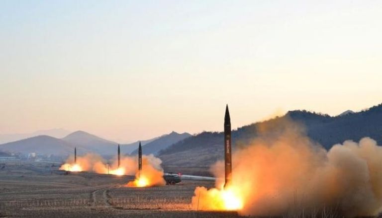  تجربة على إطلاق صواريخ باليستية بكوريا الشمالية (رويترز)