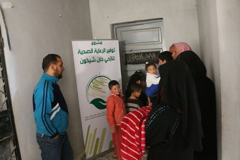 السعودية تدشن مشروع توفير الرعاية الصحية لنازحي خان شيخون