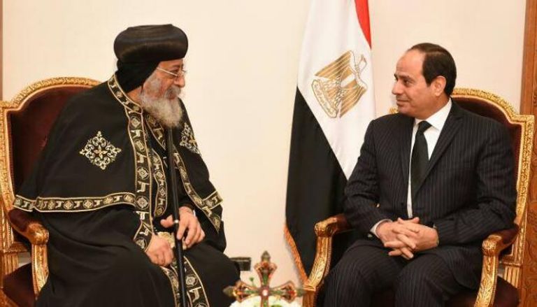 الرئيس المصري عبد الفتاح السيسي والبابا تواضروس في الكاتدرائية