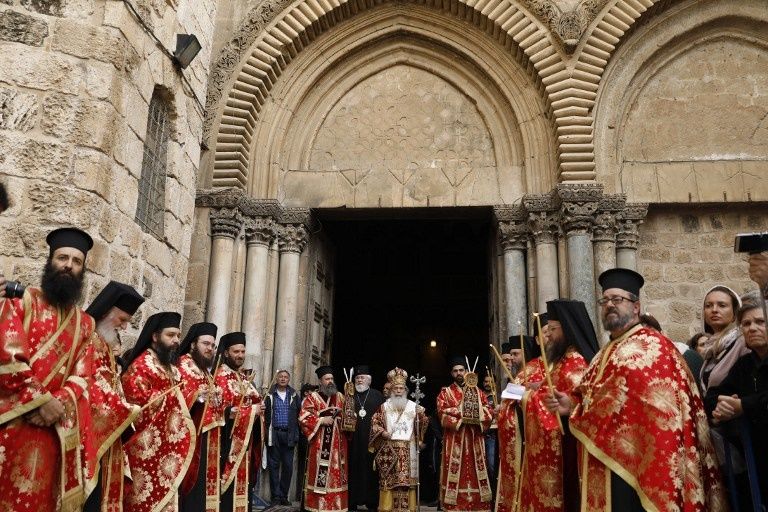 القدس احتفالات أسبوع الآلام في كنيسة القيامة بالقدس