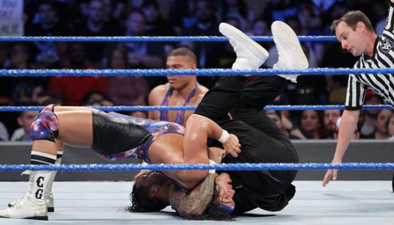 قفزة هائلة من جي أوسو لتثبيت أكتاف تشاد جابل