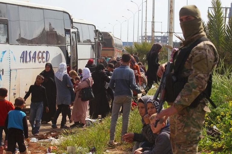 صورة من موقع التفجير - رويترز