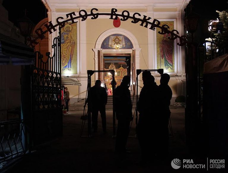 الروس يحتفلون بعيد القيامة