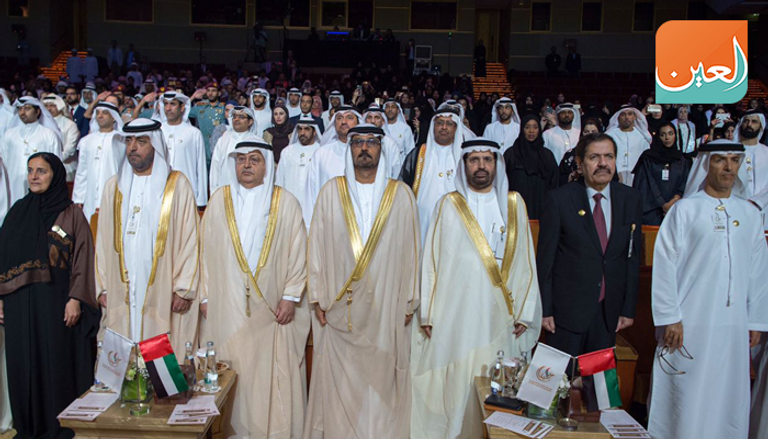 منصور بن زايد يكرم الشيخة لبنى القاسمي