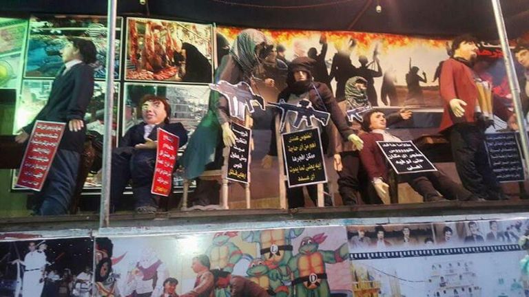 دمية "اللنبي" تتحول إلى "دمى الإرهابيين" في شم النسيم