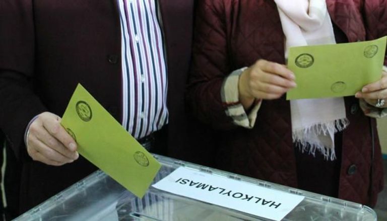 المعارضة التركية تشكك في نتيجة استفتاء التعديلات الدستورية
