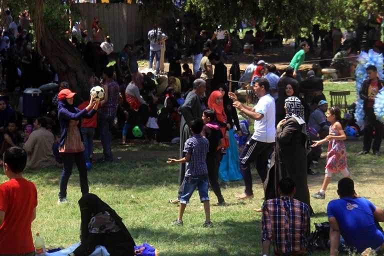 الاحتفال بأعياد شم النسيم عادة قديمة لدى المصريين